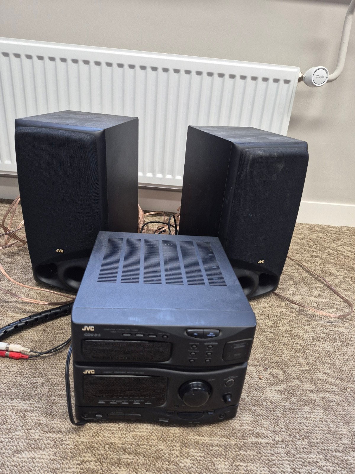 JVC radio met 2 bijpassende boxen, Audio, Tv en Foto, Stereo-sets, Ophalen, Gebruikt, JVC, Microset