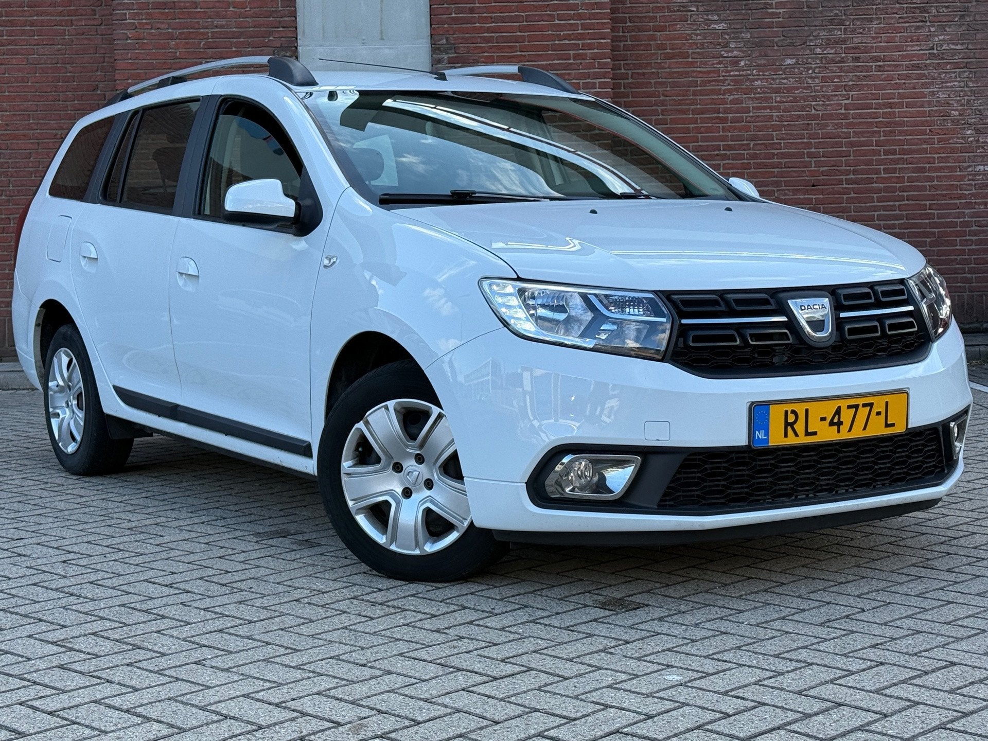 Dacia Logan MCV 0.9 TCe SL Royaal| AUTOMAAT | AIRCO | 1EIG |, Auto's, 898 cc, Gebruikt, Euro 6, Origineel Nederlands
