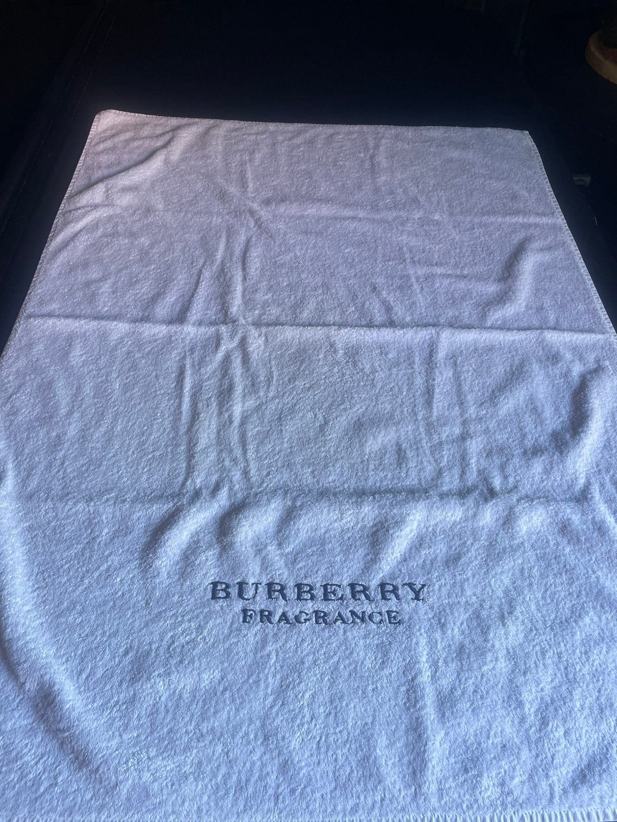 Badlaken handdoek Burberry, Ophalen of Verzenden, Gedragen, Beige, Overige typen