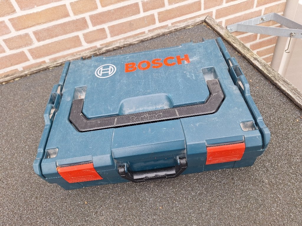 Multitool Bosch GOP 300 SCE + diverse accessoires, Doe-het-zelf en Verbouw, Gebruikt, Overige typen, Ophalen of Verzenden, 30 tot 70 mm
