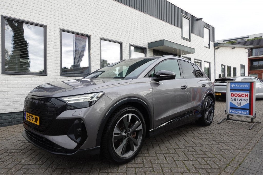 Audi Q4 40 S Edition 77KWH, Auto's, Achterwielaandrijving, Gebruikt, 495 min, 511 km