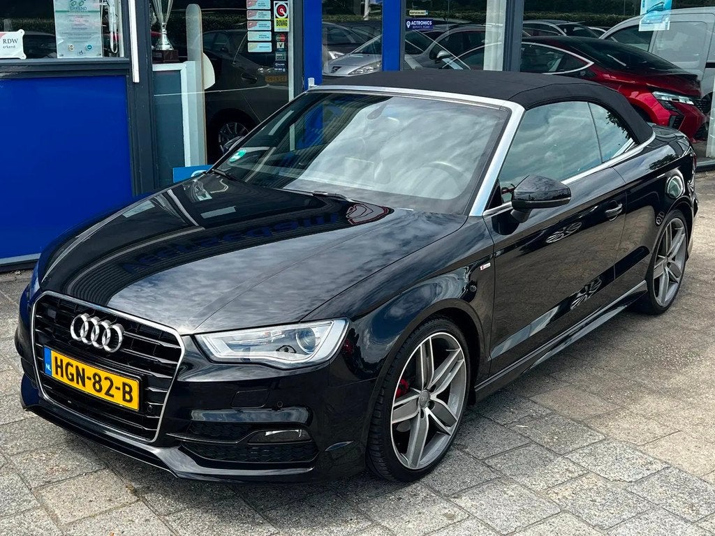 Audi A3 CABRIOLET 1.4 TFSI CoD Ambition Pro Lin € 18.990,0, Gebruikt, 1340 kg, 4 cilinders, Cabriolet