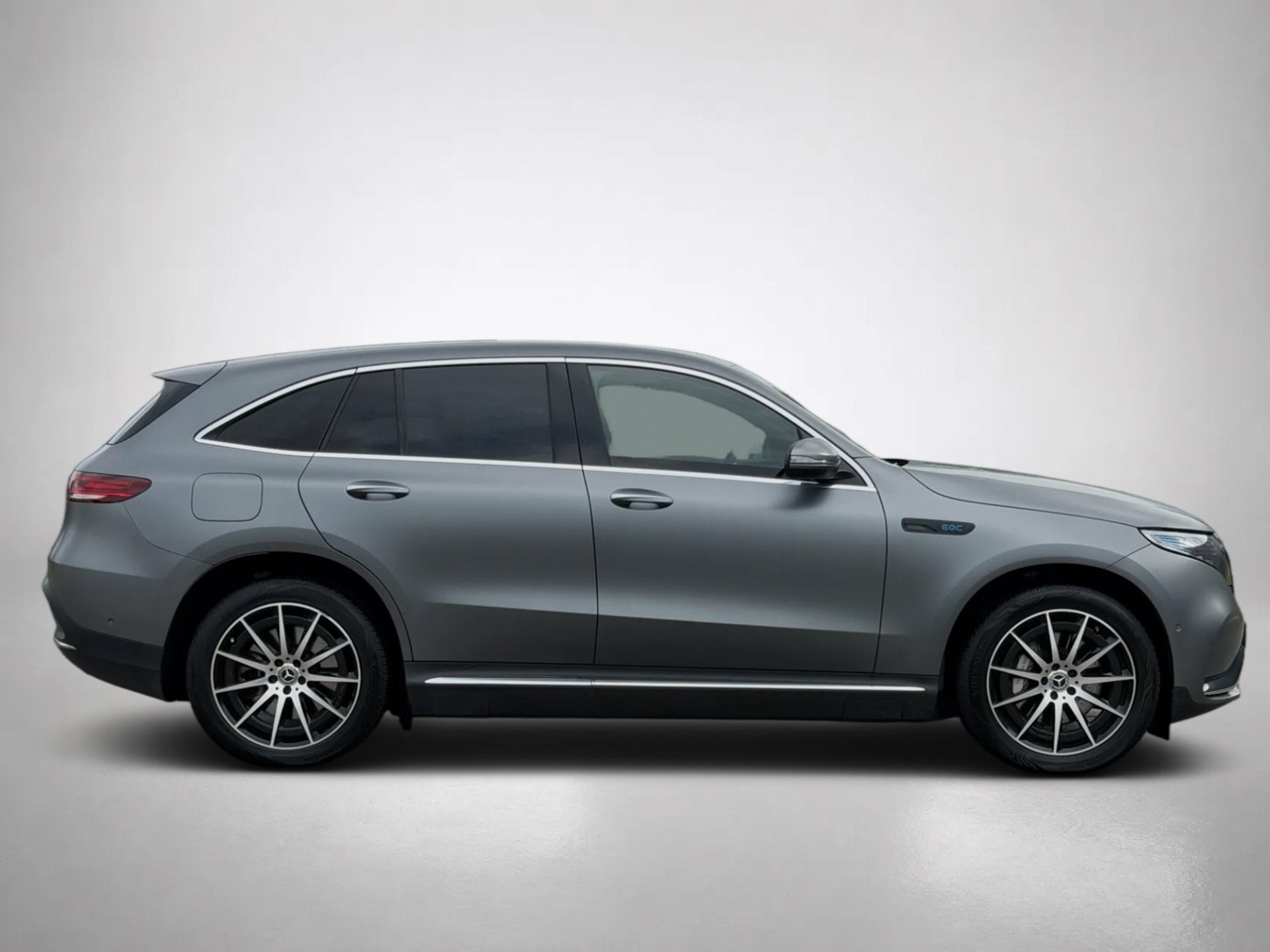 Mercedes-Benz EQC 400 4MATIC Business Solution AMG 80 kWh So, Dealer onderhouden, Zwart, 80 kWh, 1333 min