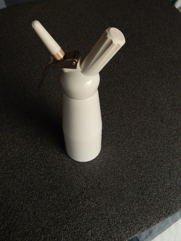 Slagroomspuit, Overige typen, Ophalen of Verzenden, Gebruikt, Wit