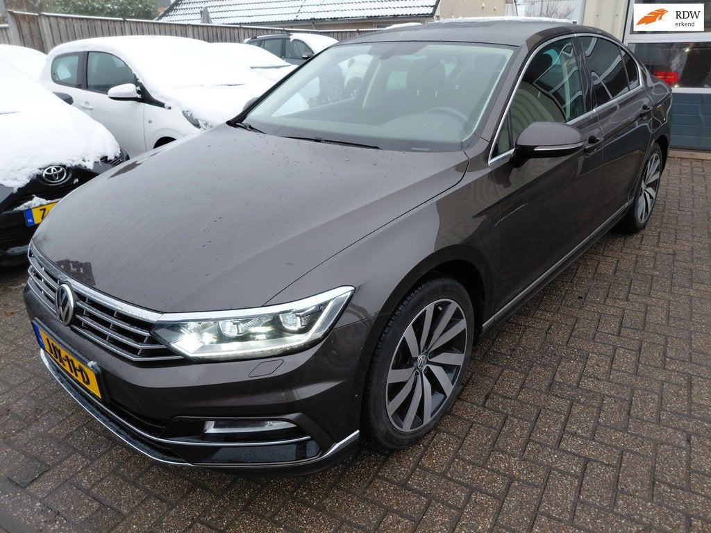Volkswagen PASSAT 1.4 TSI Comfortline, Auto's, Voorwielaandrijving, 125 pk, Gebruikt, 4 cilinders
