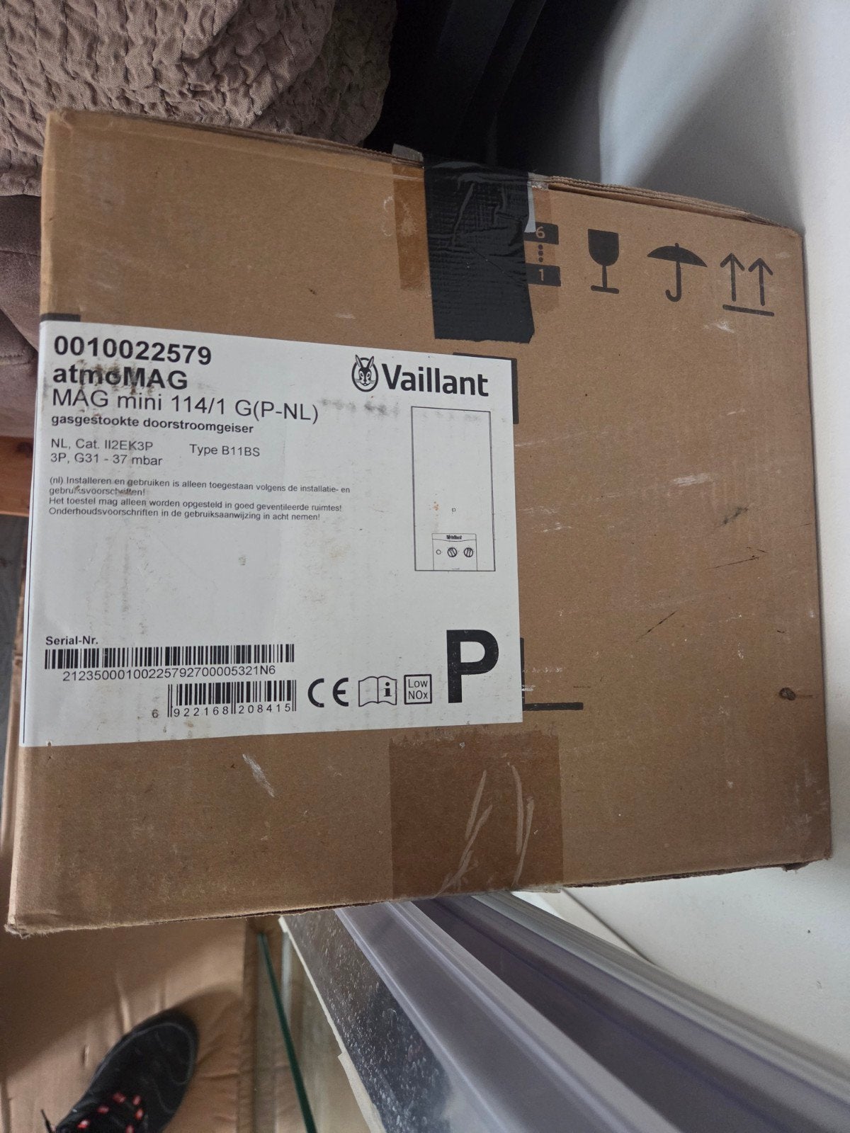 Zo goed als nieuwe Vaillant atmoMAG mini geiser op butaan, Ophalen of Verzenden