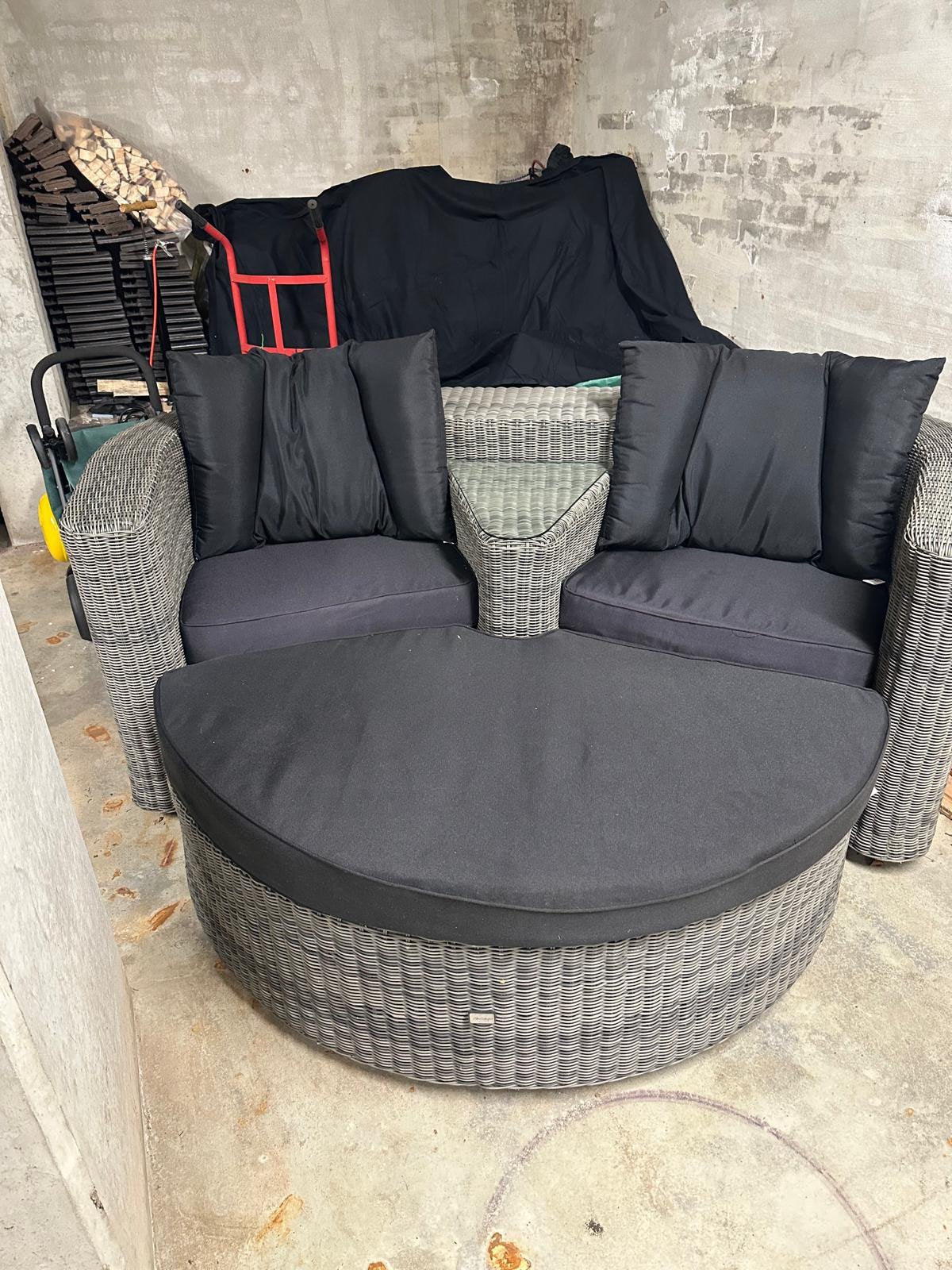 Lounge set, Ophalen, Wicker