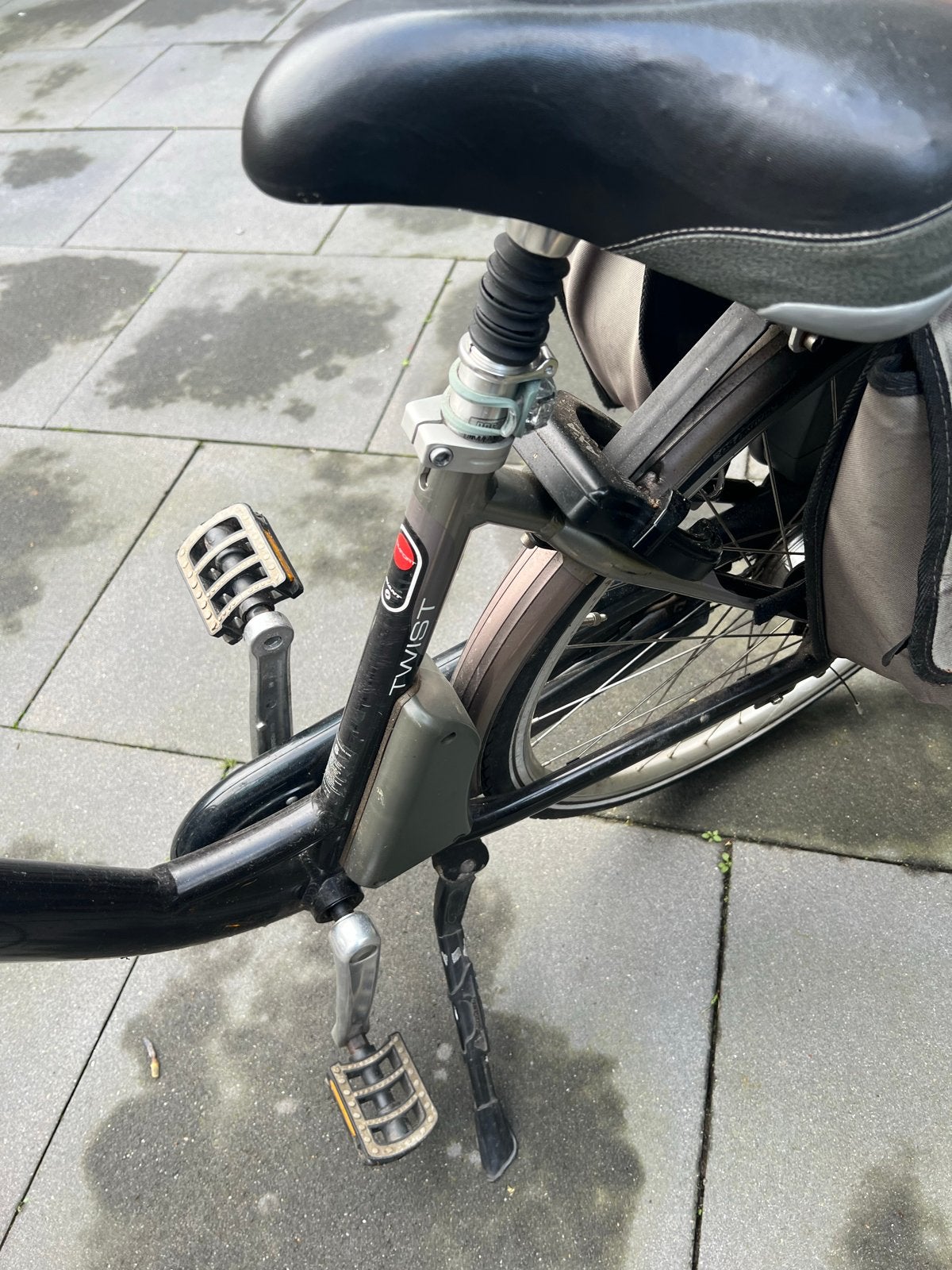 Giant Twist elektrische fiets met fietstassen, Ophalen, Gebruikt, 30 tot 50 km per accu, Giant