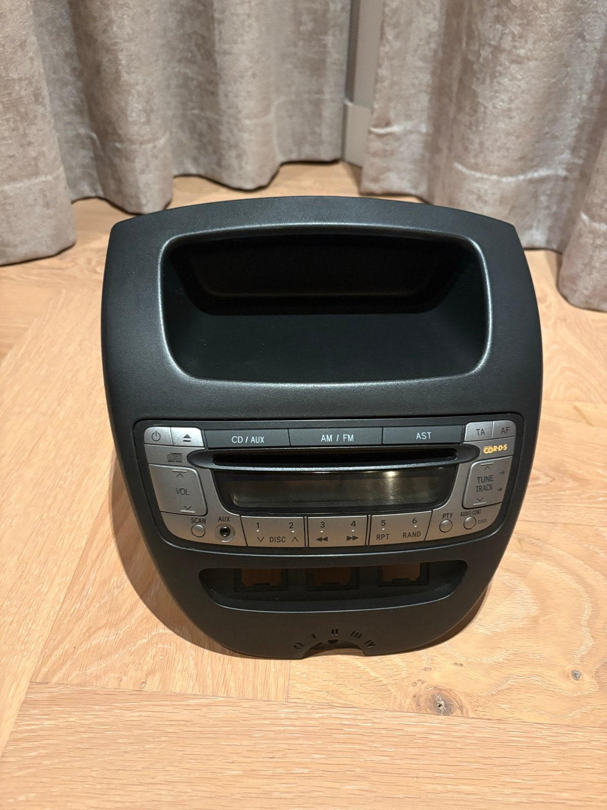 Peugeot 107 Radio CD-speler met AUX-ingang, Ophalen of Verzenden, Gebruikt