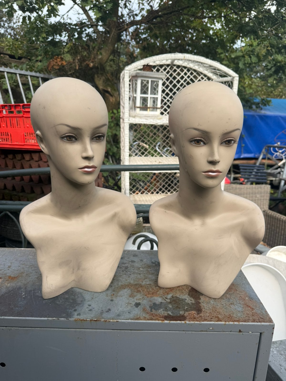 Mannequin hoofd/Etalagepop hoofd - 2 beschikbaar, Gebruikt, Overige typen, Ophalen of Verzenden, X