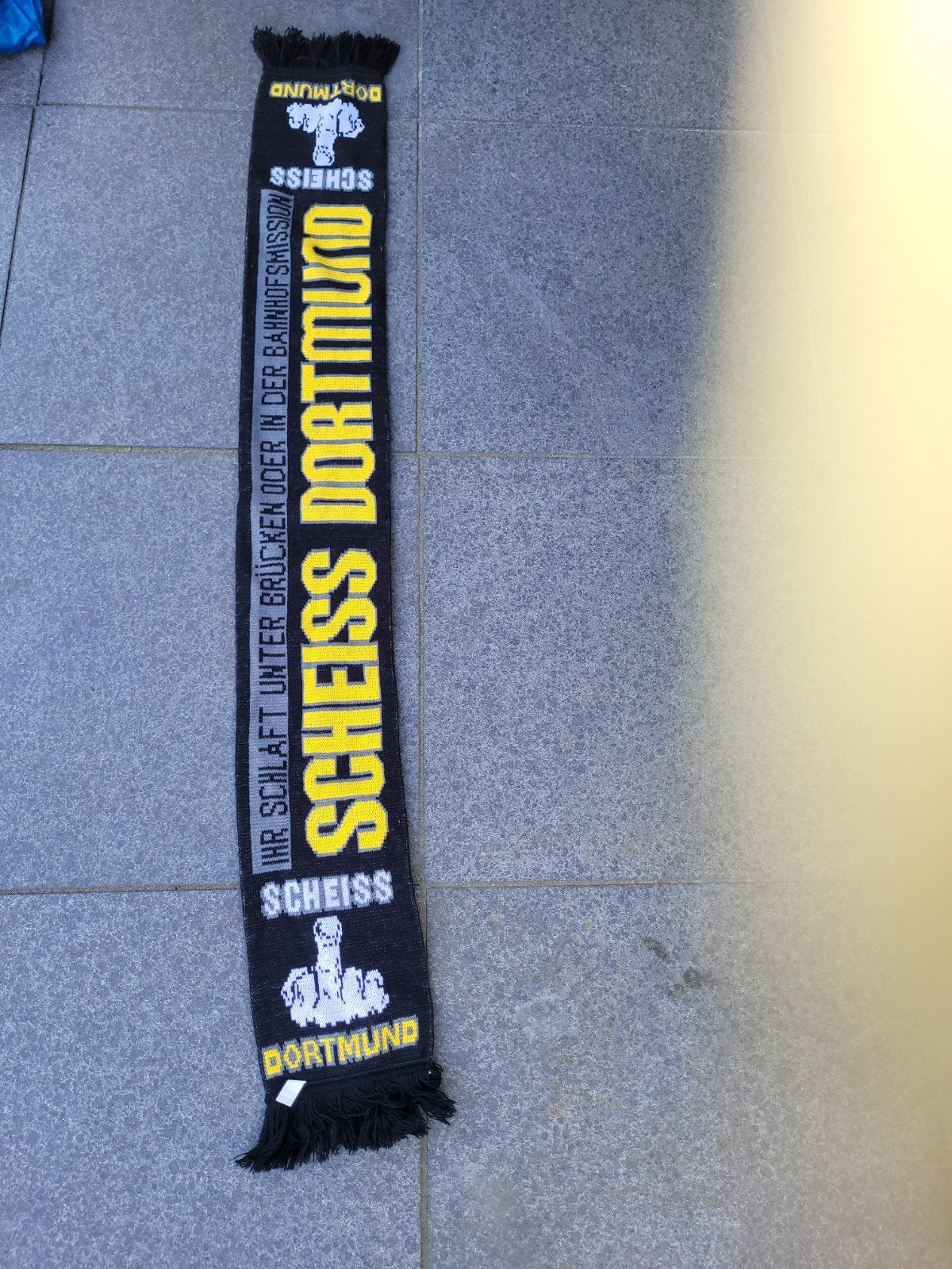 Sjaal scheiss Dortmund, Ophalen of Verzenden, Buitenlandse clubs, Vaantje of Sjaal
