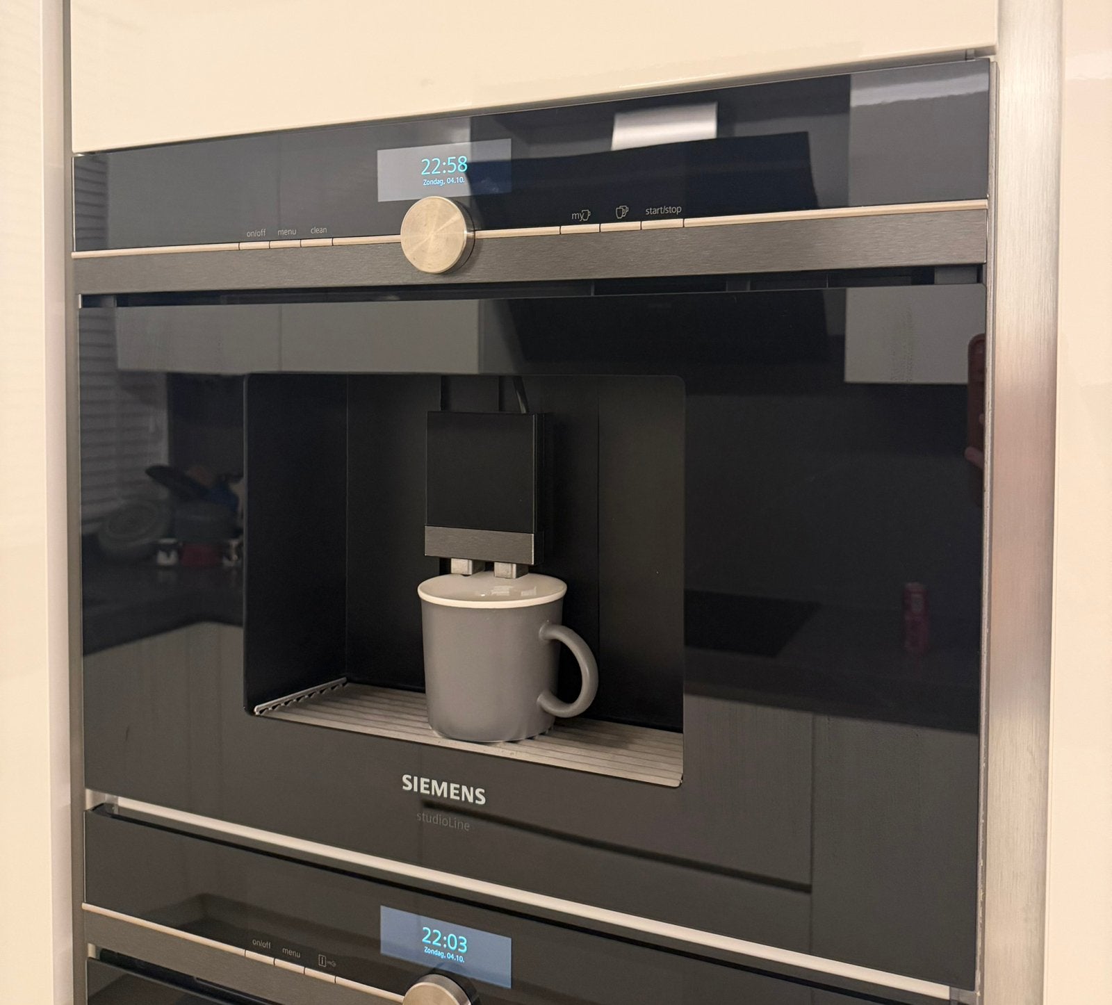 Siemens inbouw koffiemachine - Volautomatisch, Witgoed en Apparatuur, Ophalen, Zo goed als nieuw, Koffiemachine, Koffiebonen