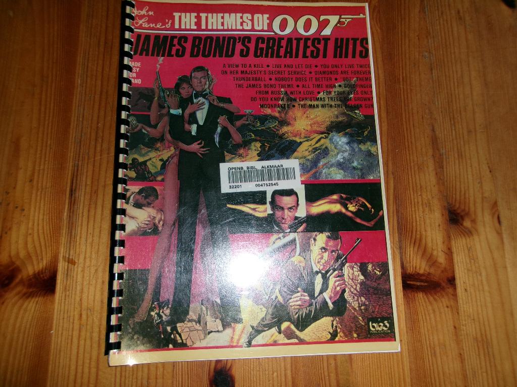 The Themes of James Bond  Greatest Hits, Muziek en Instrumenten, Bladmuziek, Gebruikt, Filmmuziek en Soundtracks, Ophalen of Verzenden