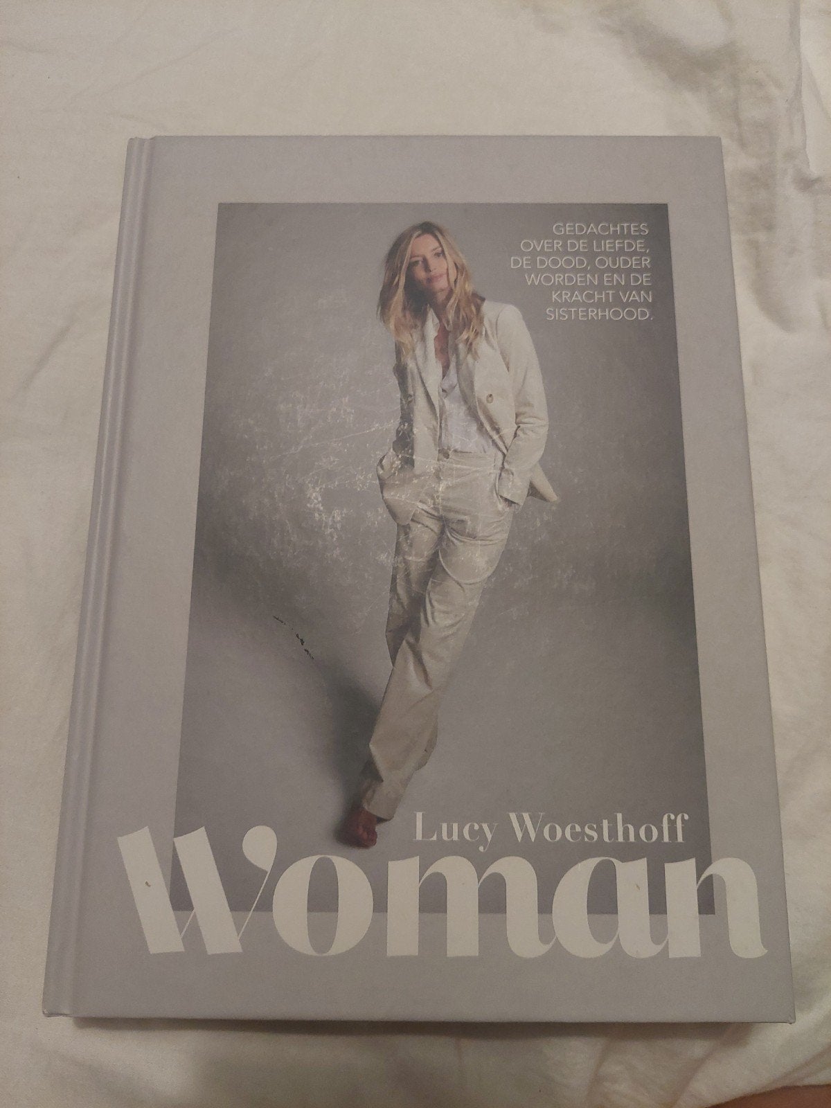 Lucy Woesthoff - Woman, Lucy Woesthoff, Ophalen of Verzenden, Zo goed als nieuw, Mode algemeen