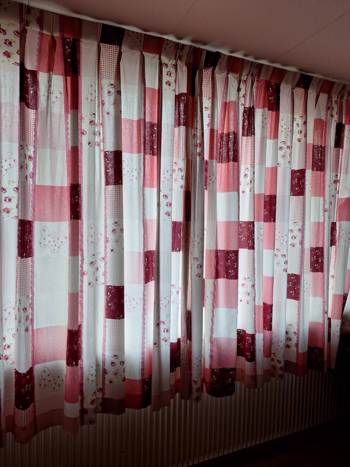 Roze/witte gordijnen, Ophalen, Gebruikt, Wit, 180 cm