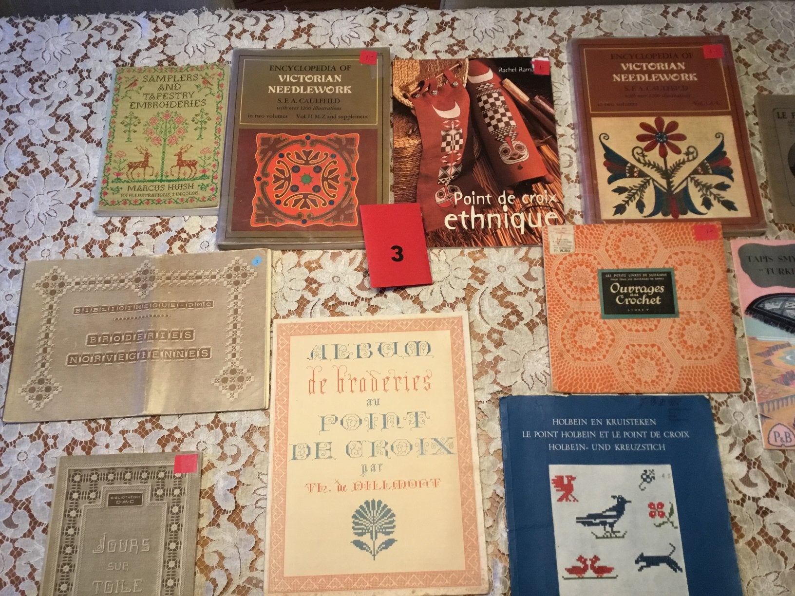 Handwerk/borduurboeken serie 3☘️, Ophalen of Verzenden, Gebruikt, Patroon