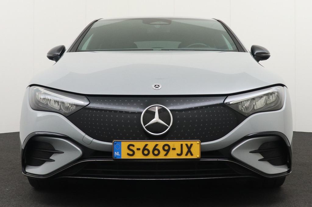 Mercedes-Benz EQE 300 AMG 89kWh NightPakket Sfeerverlichting, Auto's, Mercedes-Benz, Automaat, Gebruikt, 89 kWh, 572 km