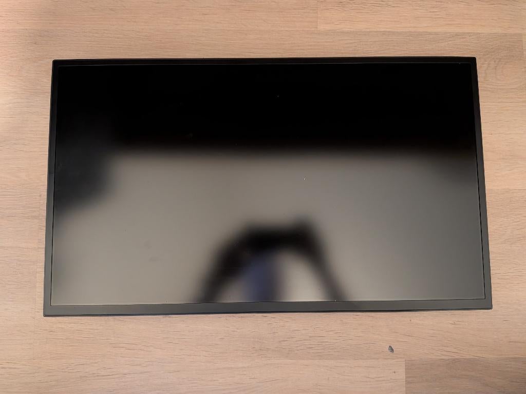 24 inch monitor (zonder voet) - goed voor een monitorarm!, Computers en Software, Monitoren, Ingebouwde speakers, VA, Full HD