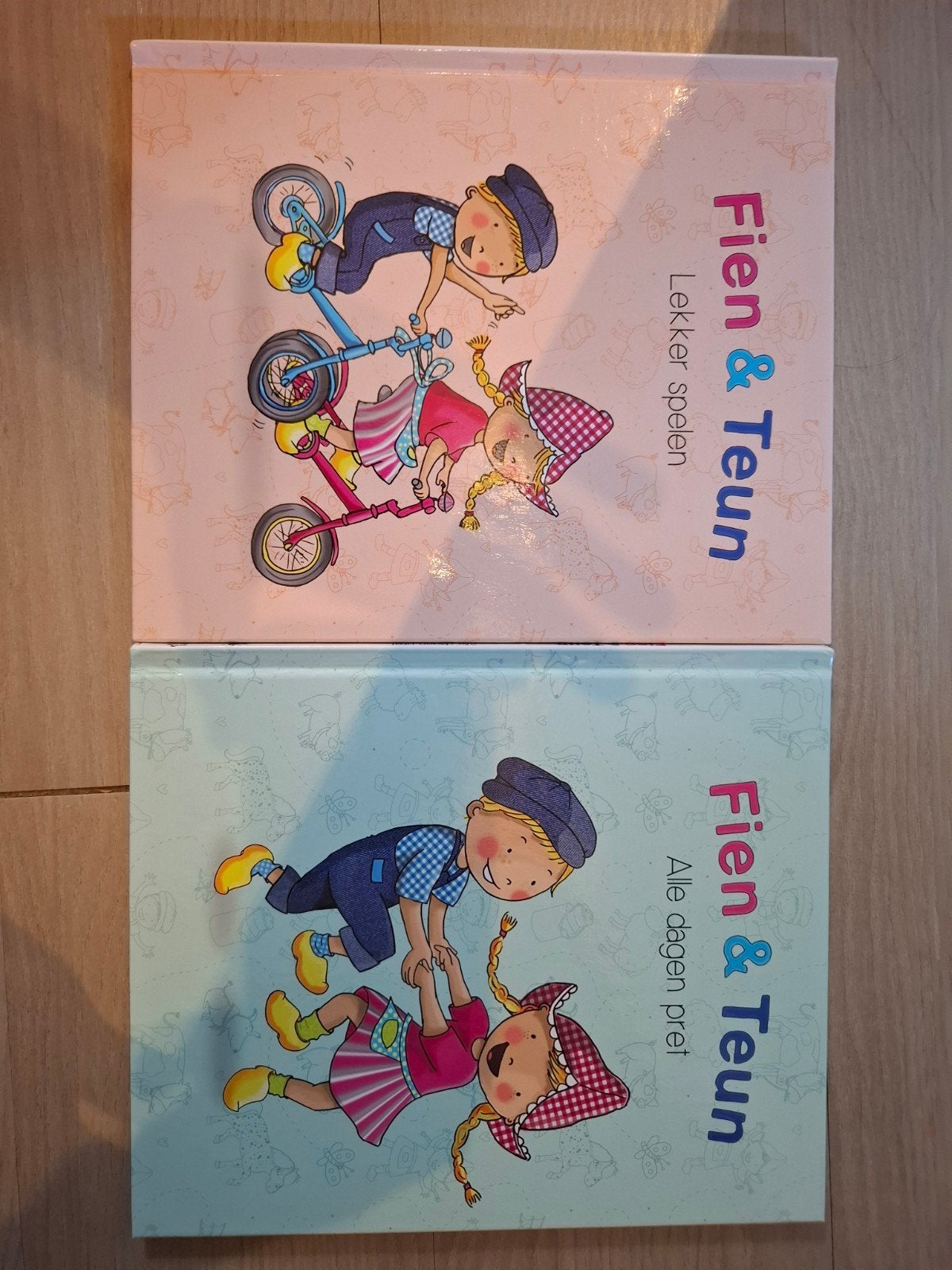 Fien & Teun Boekjes: Lekker Spelen & Alle Dagen Pret, Ophalen of Verzenden, Zo goed als nieuw, 1 tot 2 jaar