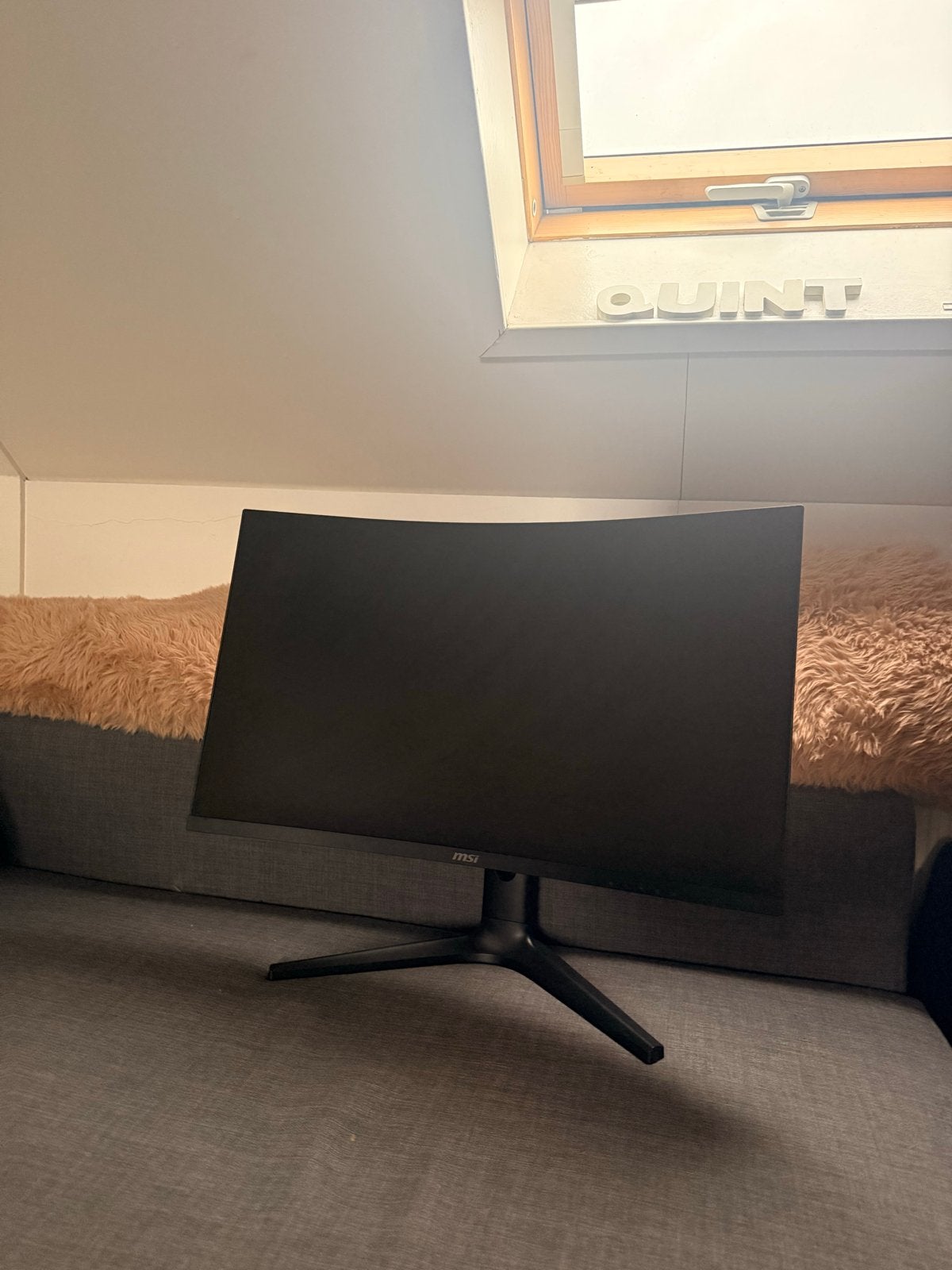 MSI Optix G271C 27" Curved Gaming Monitor 165Hz Full HD, Computers en Software, Hoofdtelefoonaansluiting, Full HD, Minder dan 1 ms
