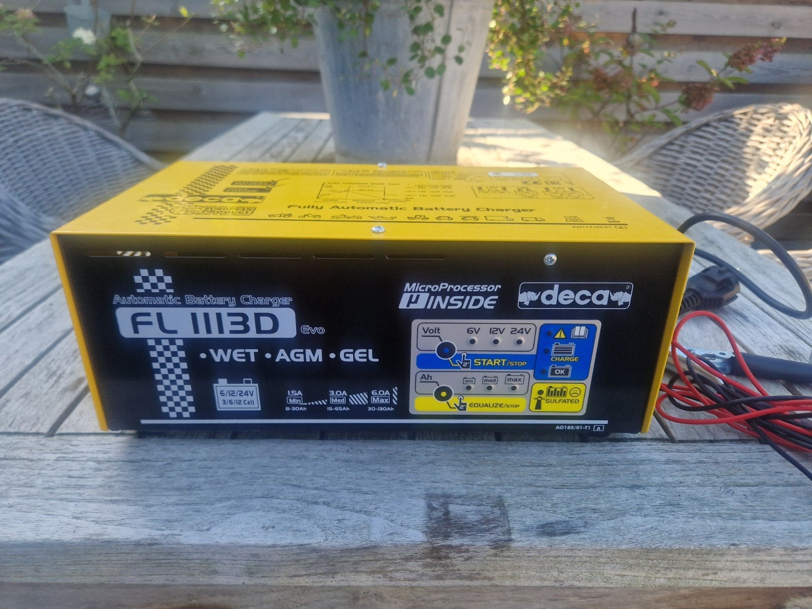 Deca FL 1113D Evo Volautomatische Acculader 6V/12V/24V, Gebruikt