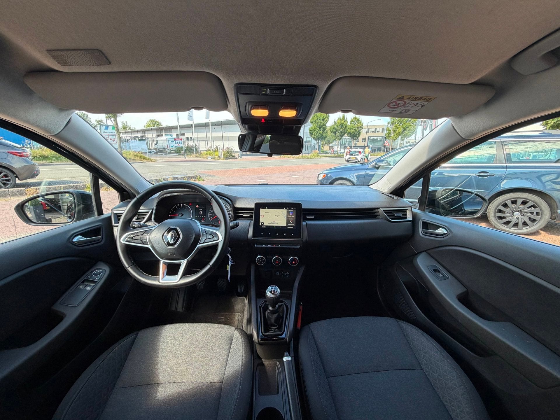 Renault Clio 1.0 TCe 90 Equilibre Airco|Cruise|NAVI|Carplay!, Auto's, Renault, Voorwielaandrijving, 12 maanden, Gebruikt, Euro 6