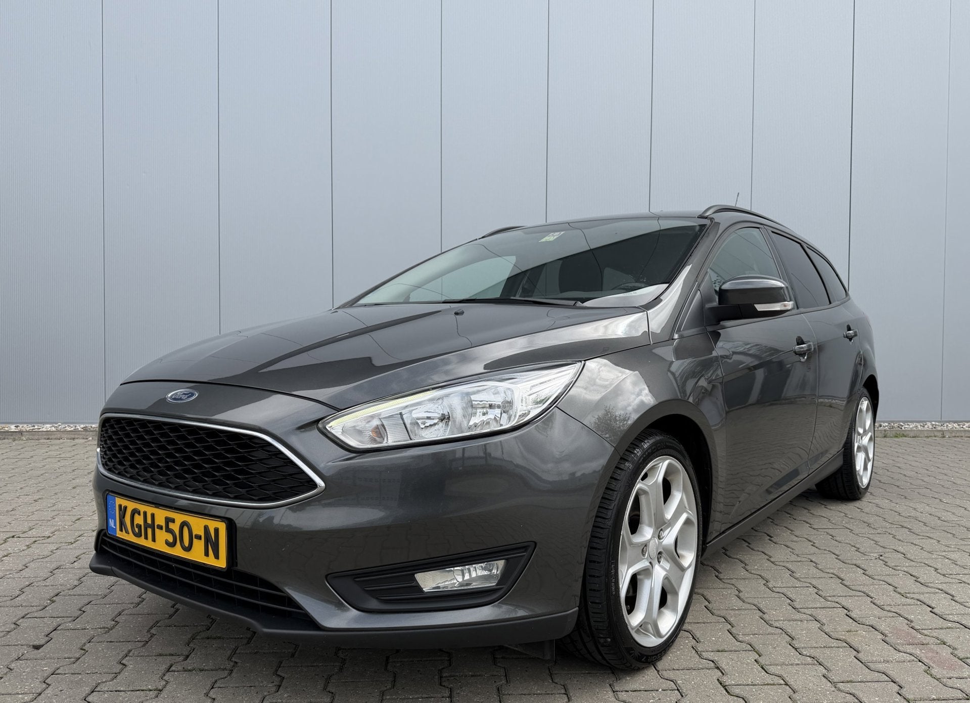 Foto 5 van Ford Focus Wagon 1.0 125PK EcoBoost Titanium Business