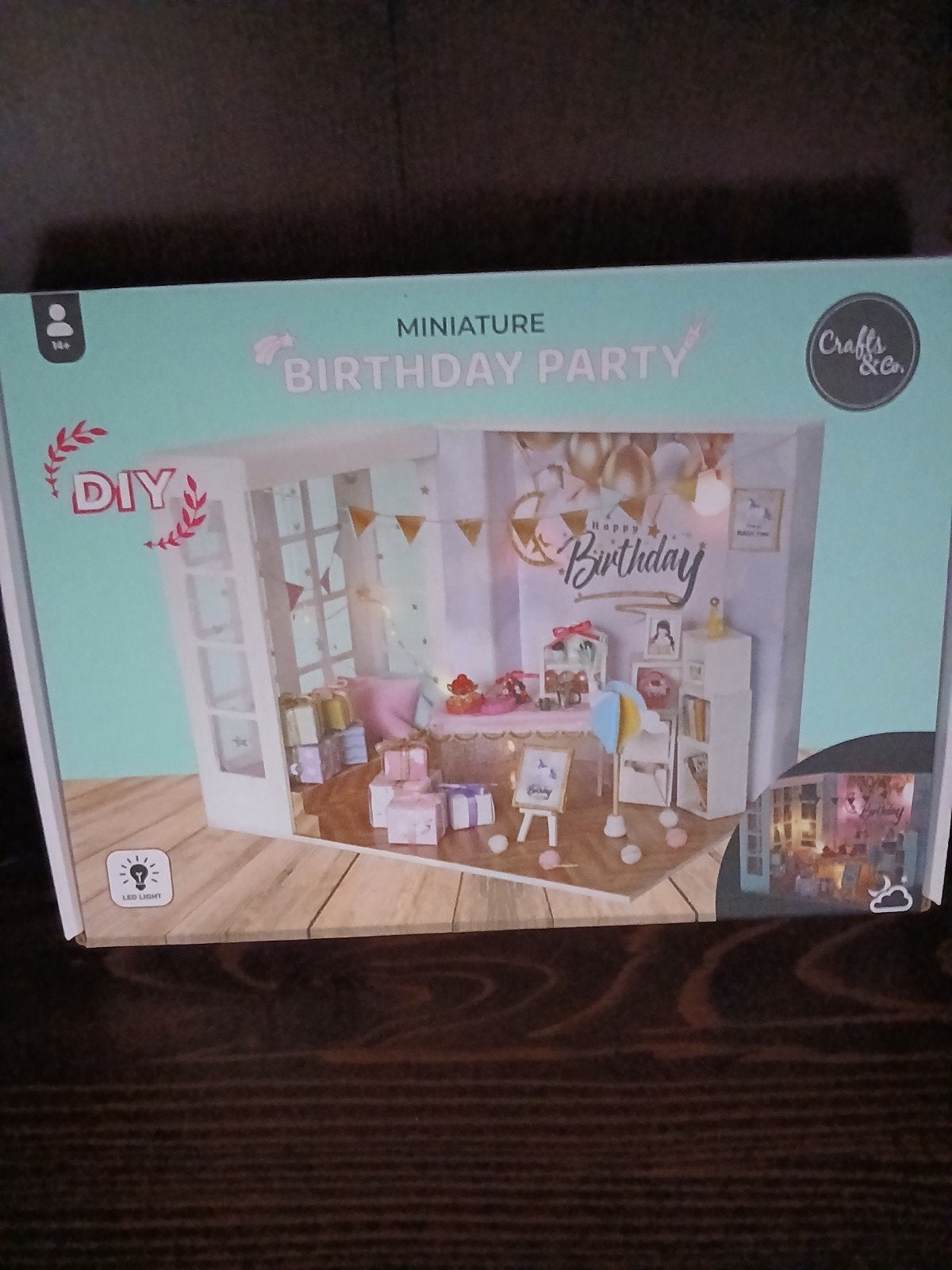 DIY Miniatuur Poppenhuis Kit - Verjaardagsfeestje, Ophalen of Verzenden, Nieuw, Poppenhuis