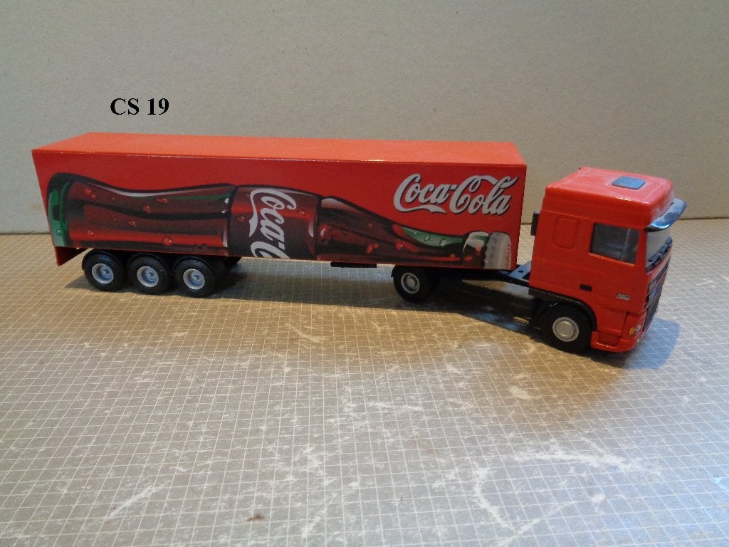 lion daf 105 xf sc coca cola, Hobby en Vrije tijd, Modelauto's | 1:50, Ophalen of Verzenden, Zo goed als nieuw, Bus of Vrachtwagen
