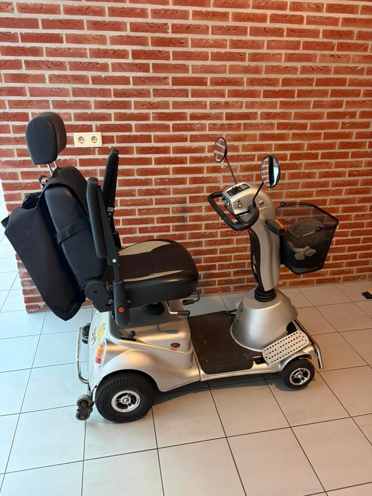 Quingo Plus scootmobiel (5-wiel) – zo goed als nieuw –, Diversen, Ophalen, 16 km/u of meer, 46 km of meer, Quingo