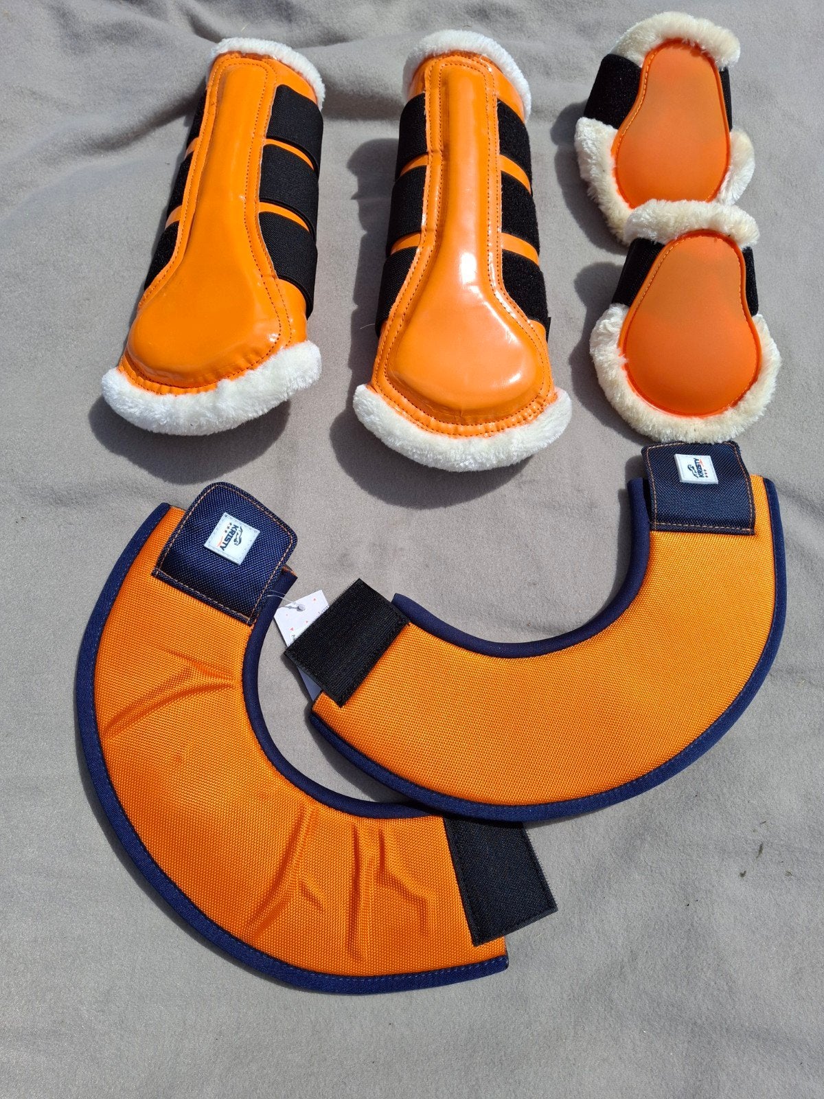 Berscherm set oranje bond gevoerd, Dieren en Toebehoren, Ophalen, Nieuw