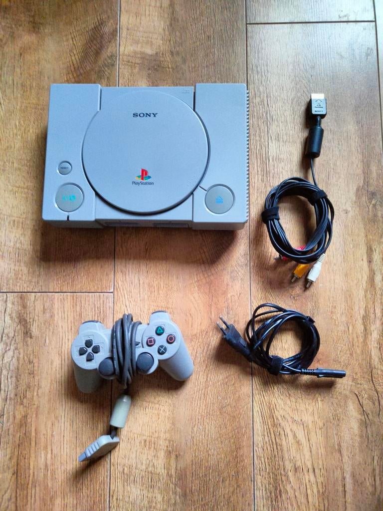 PlayStation 1|PS1 Classic met Sony Controller + Kabels, Spelcomputers en Games, Spelcomputers | Sony PlayStation 1, Ophalen of Verzenden