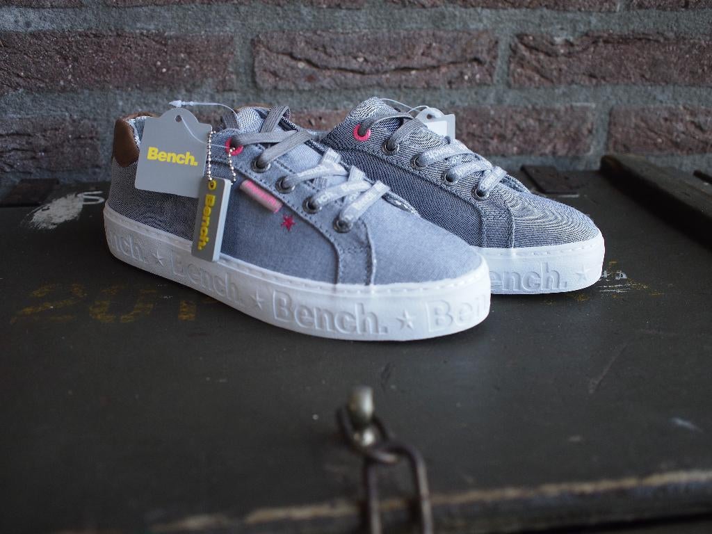 Nieuwe Bench Sneakers Maat 37, Kleding | Dames, Schoenen, Nieuw, Sneakers of Gympen, Grijs, Ophalen of Verzenden