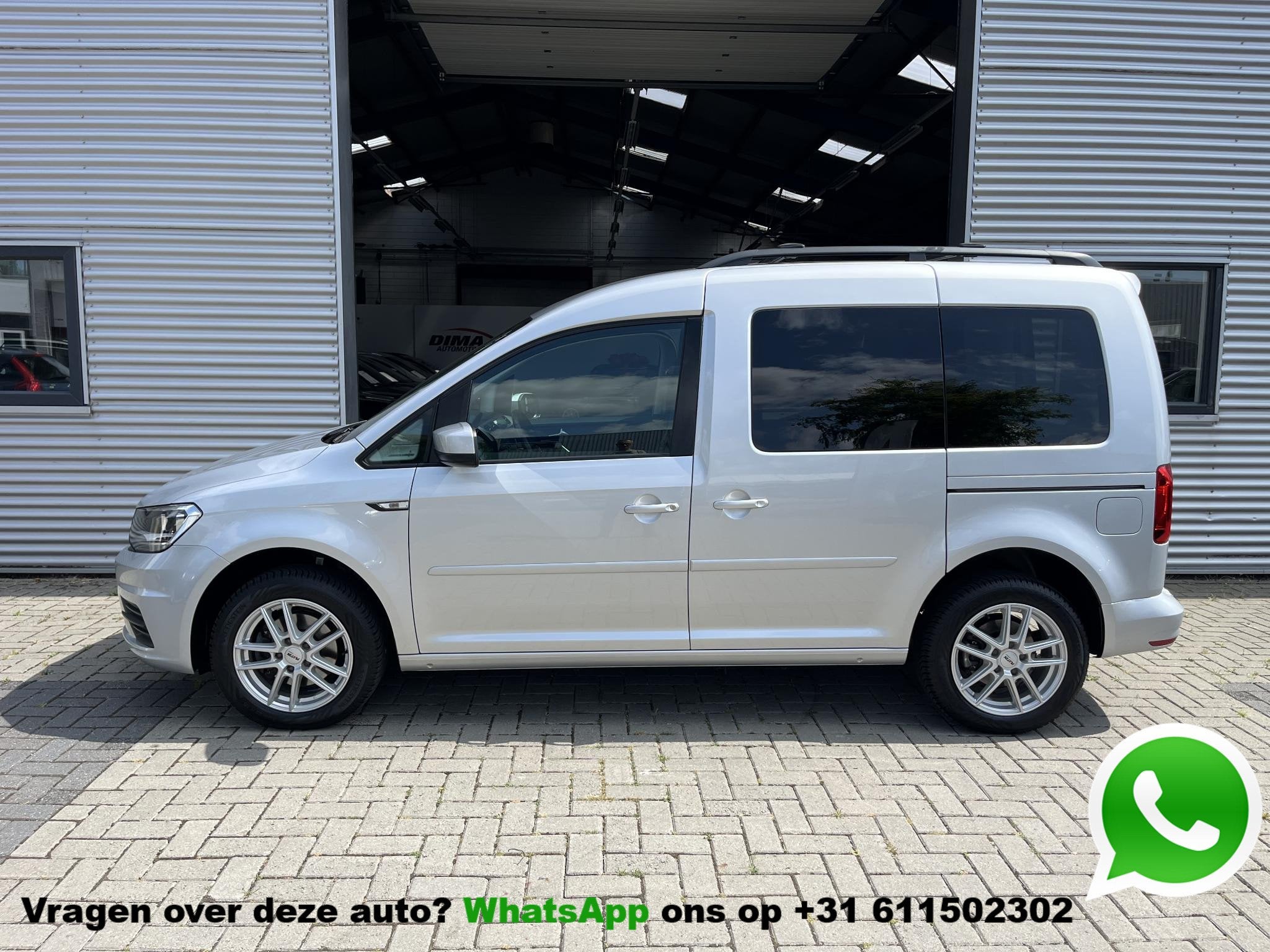 Volkswagen Caddy 1.2 TSI Trendline / Trekhaak / Navigatie /, Voorwielaandrijving, Dealer onderhouden, Gebruikt, 4 cilinders