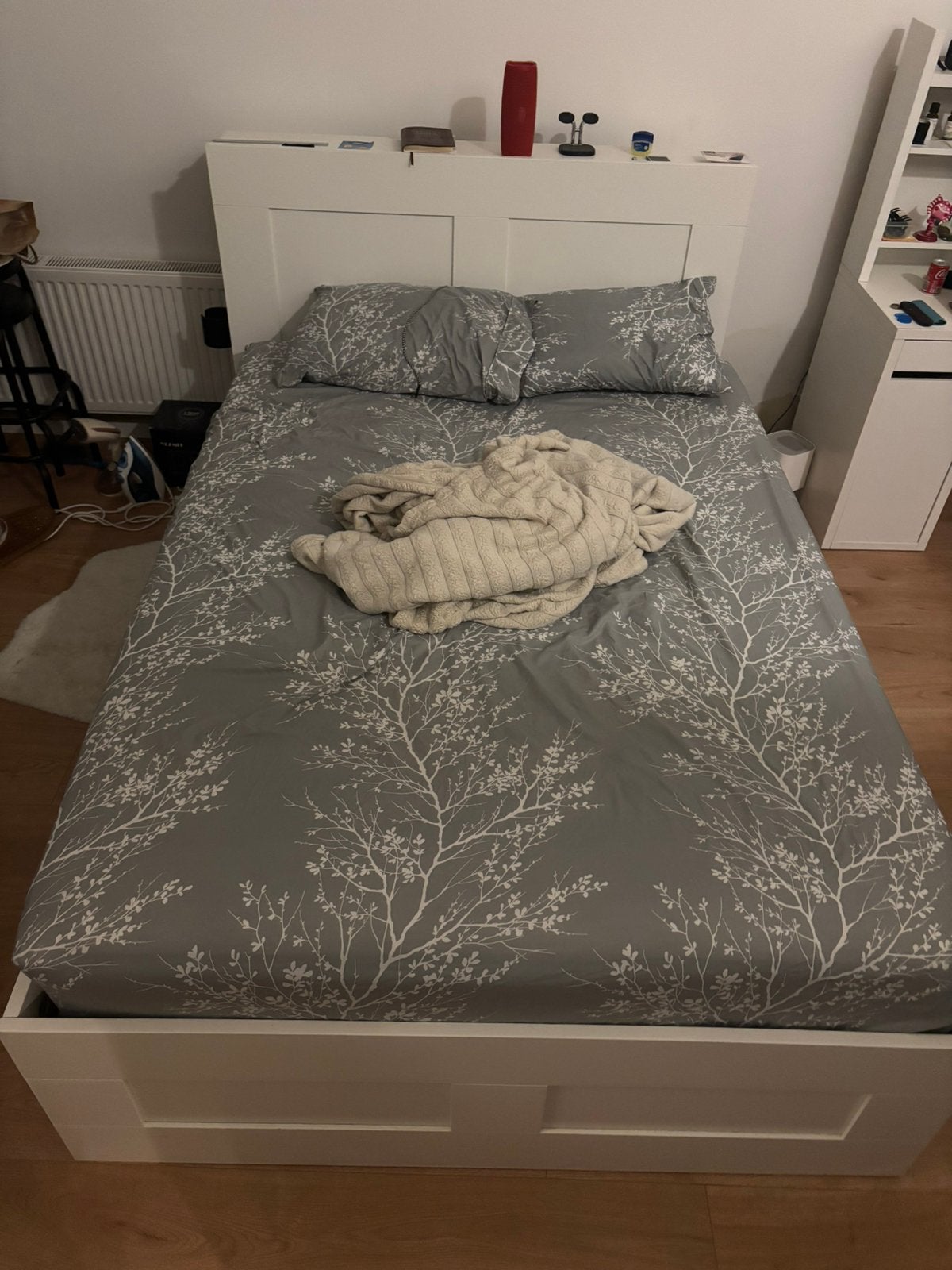Brimnes bed met hoofdbord (incl lattenbodem), Ophalen, Gebruikt, Tweepersoons