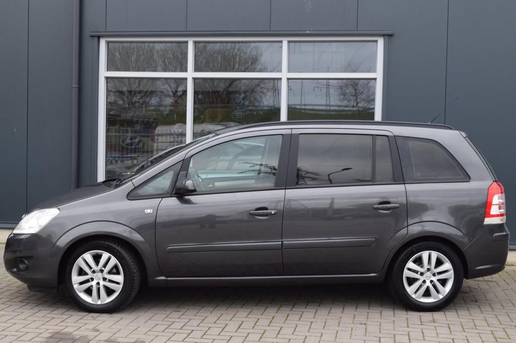 Opel Zafira 1.6 Cosmo | LPG G3 | Clima | Cruise | NAP + APK, Auto's, Voorwielaandrijving, Stof, Gebruikt, Zwart