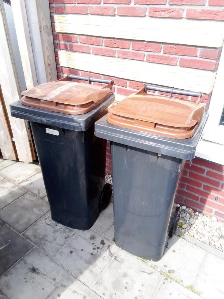 2 kleine afvalcontainers met bruine deksels, Huis en Inrichting, Ophalen of Verzenden, Gebruikt, Zwart, Kunststof
