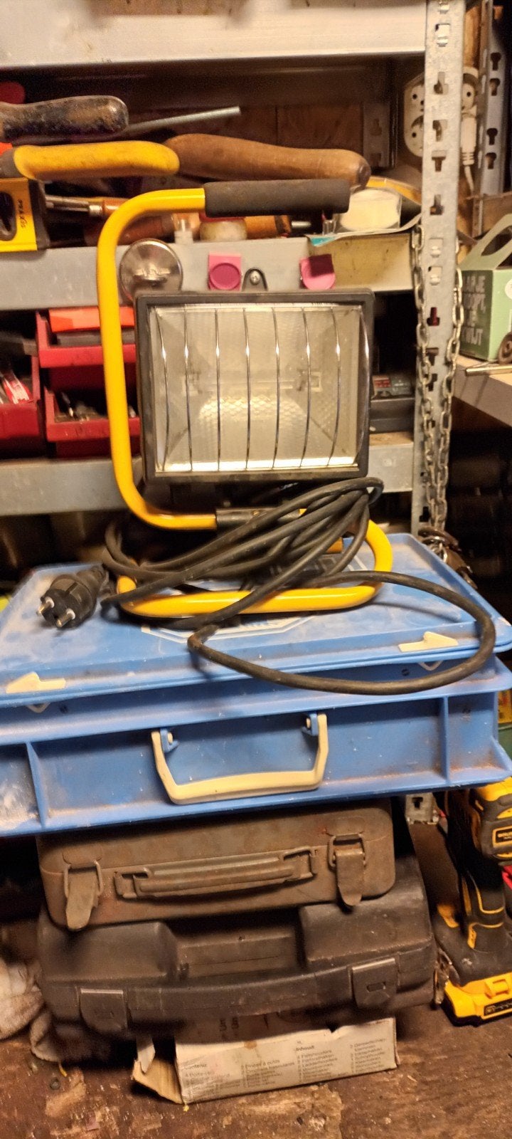 Halogeen bouwlamp met statief - 500 watt, Gebruikt, Met statief, Ophalen of Verzenden, Lamp met armatuur