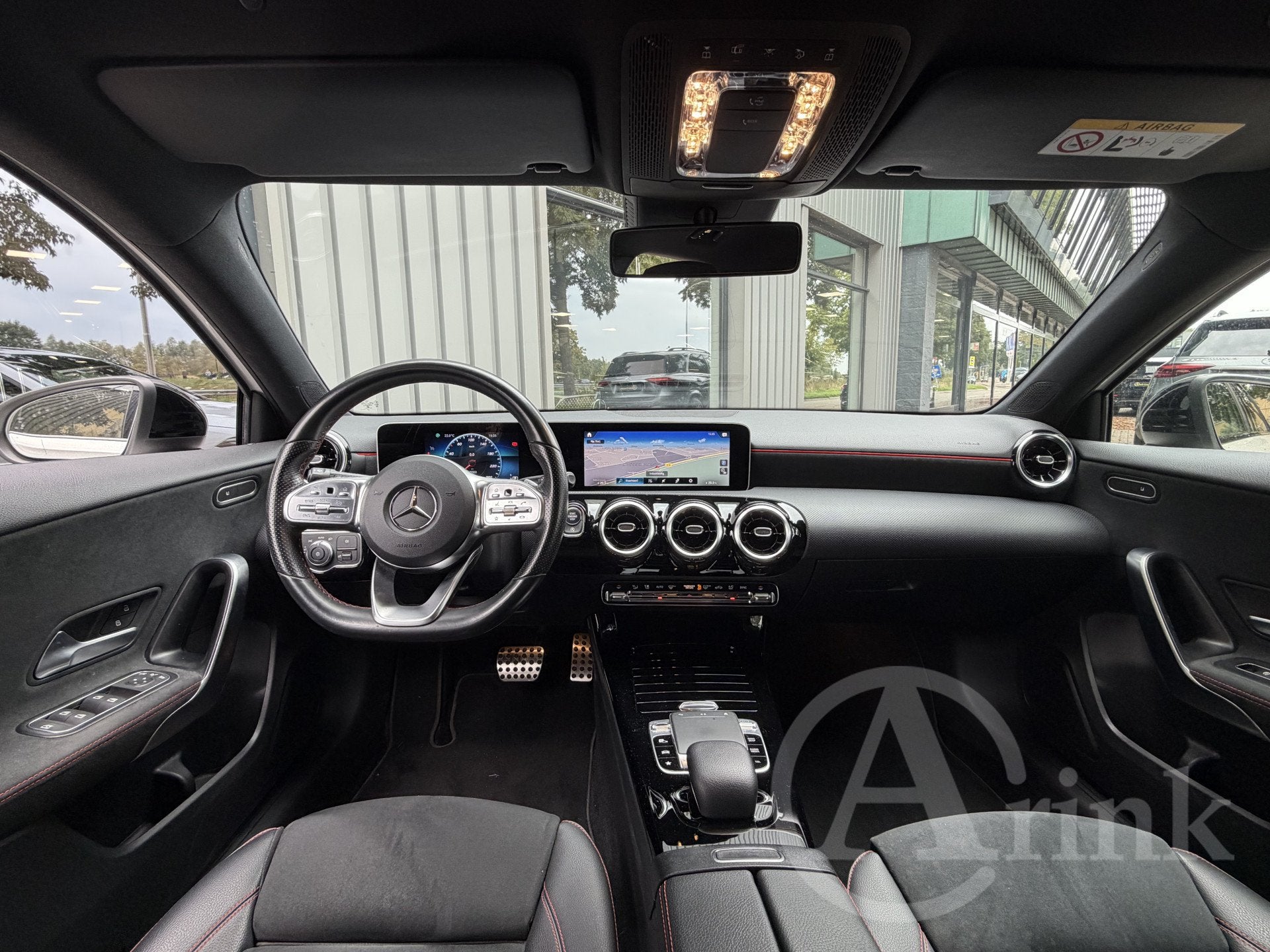Mercedes-Benz A-Klasse 220 Launch Edition AMG, Trekhaak, Par, 12 maanden, Stof, Gebruikt, Wit