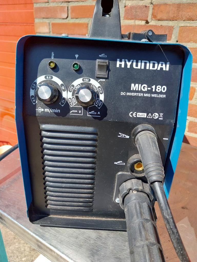 ZGAN Hyundai MIG-180 DC Inverter Lasapparaat - Multifunctio, Ophalen, Gebruikt, 150 tot 250 ampère, Inverter