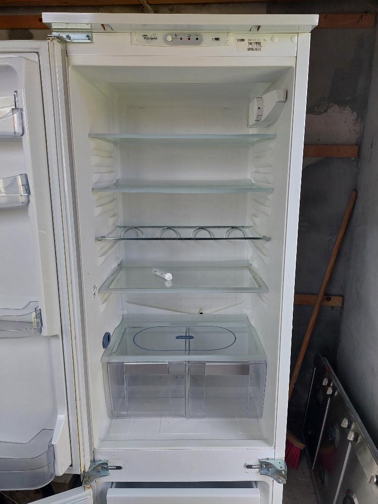 Inbouw koelkast met vriezer Whirlpool, Witgoed en Apparatuur, Ophalen, Gebruikt, 200 liter of meer, Met aparte vriezer