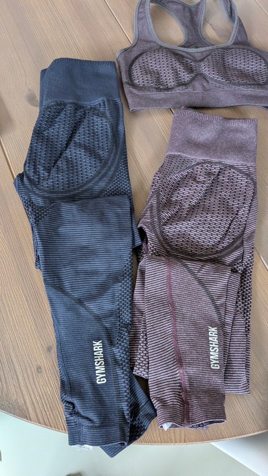 GYMSHARK gymkleding 3 stuks maat S. Totaal €30,00, Overige kleuren, Ophalen of Verzenden, Fitness of Aerobics, Maat 36 (S)