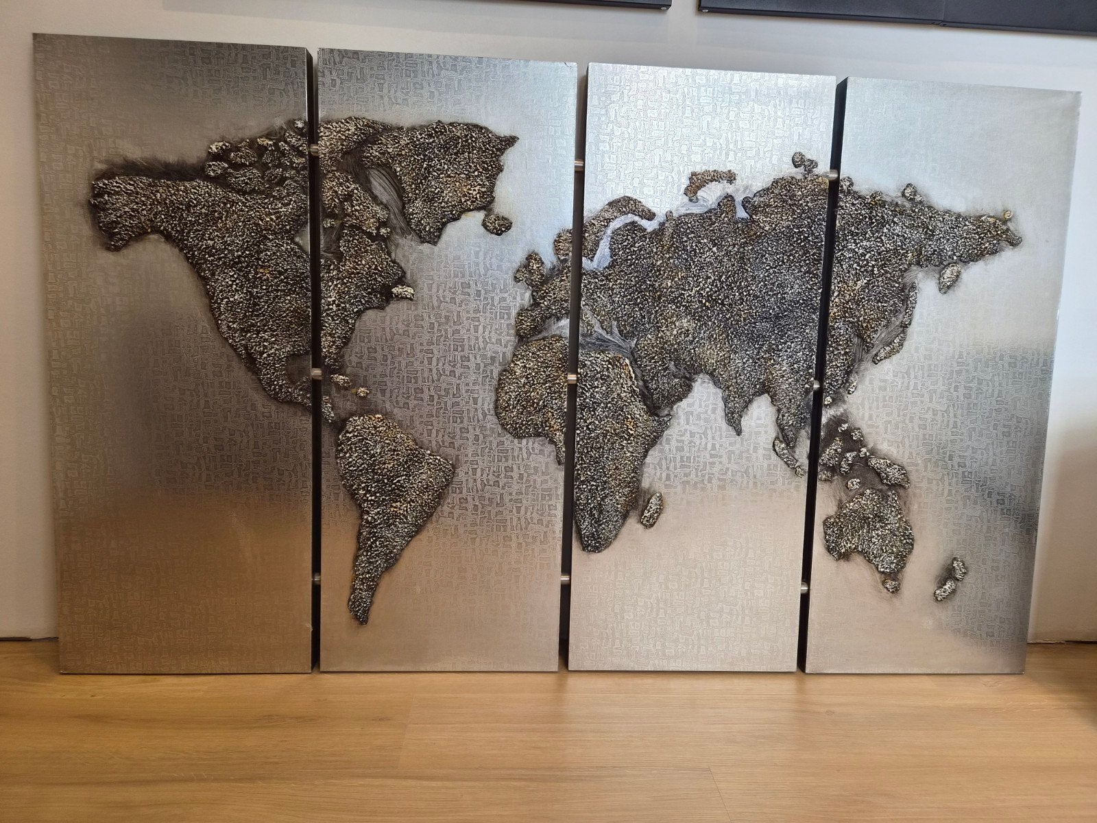 Prachtig 4- luik Wereldkaart - Zo goed als nieuw, Ophalen, Zo goed als nieuw, 165 cm, 100 cm