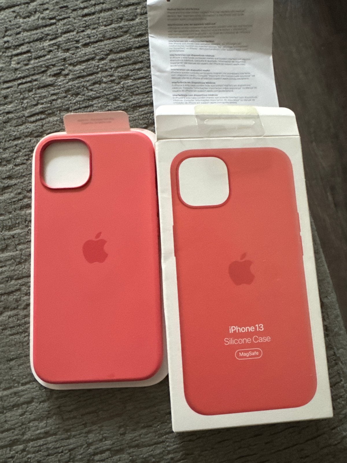 Nieuwe Apple iPhone 13 Silicone Case met MagSafe, Telecommunicatie, Mobiele telefoons | Hoesjes en Frontjes | Apple iPhone, Ophalen