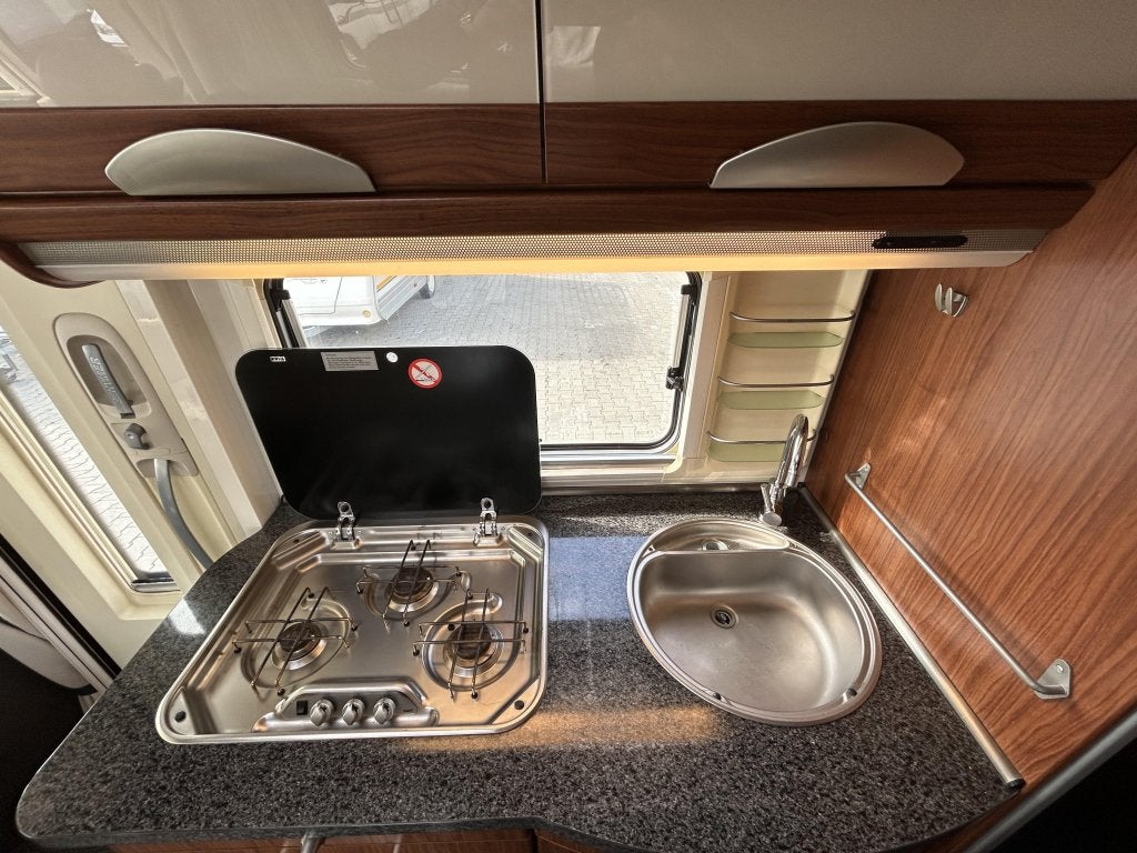 Foto 24 van HYMER B524 SL 2X Airco/Garage Fiat Ducato 130PK 2008