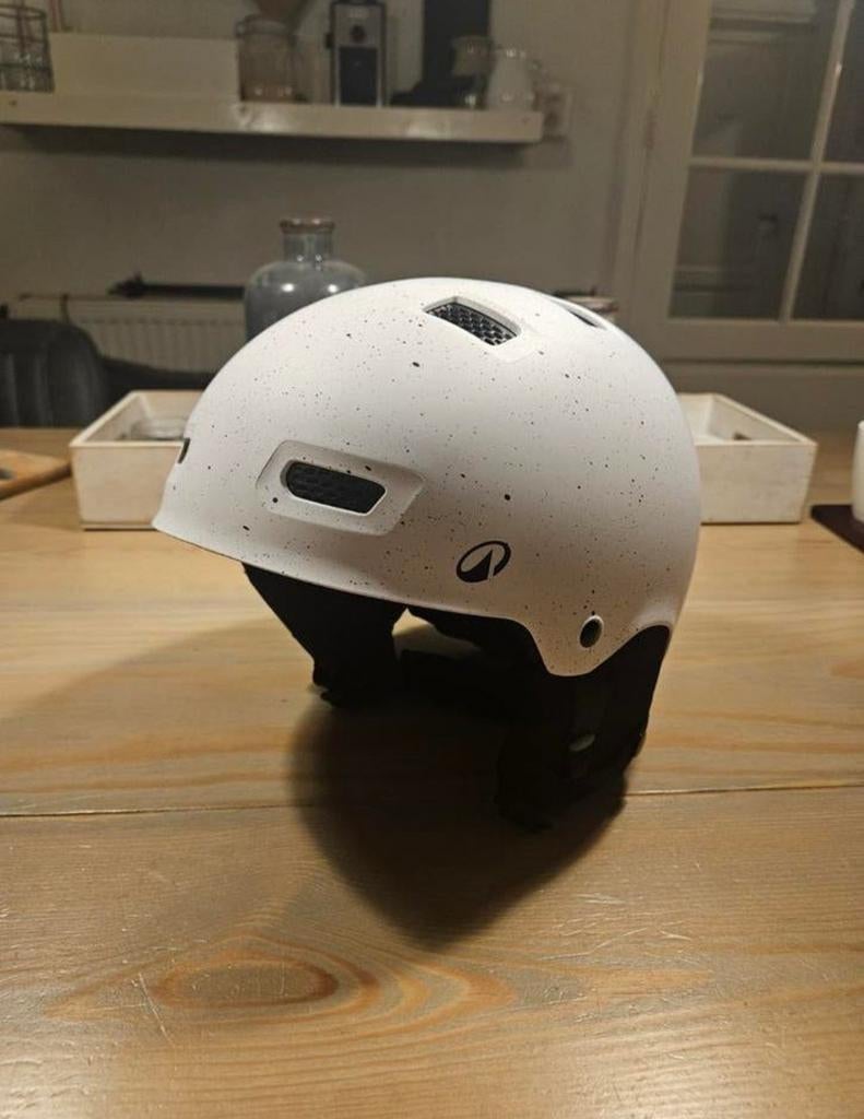 Quechua 300 Skihelm - Wit met zwarte spikkels, Overige merken, Overige typen, Ophalen of Verzenden, Zo goed als nieuw