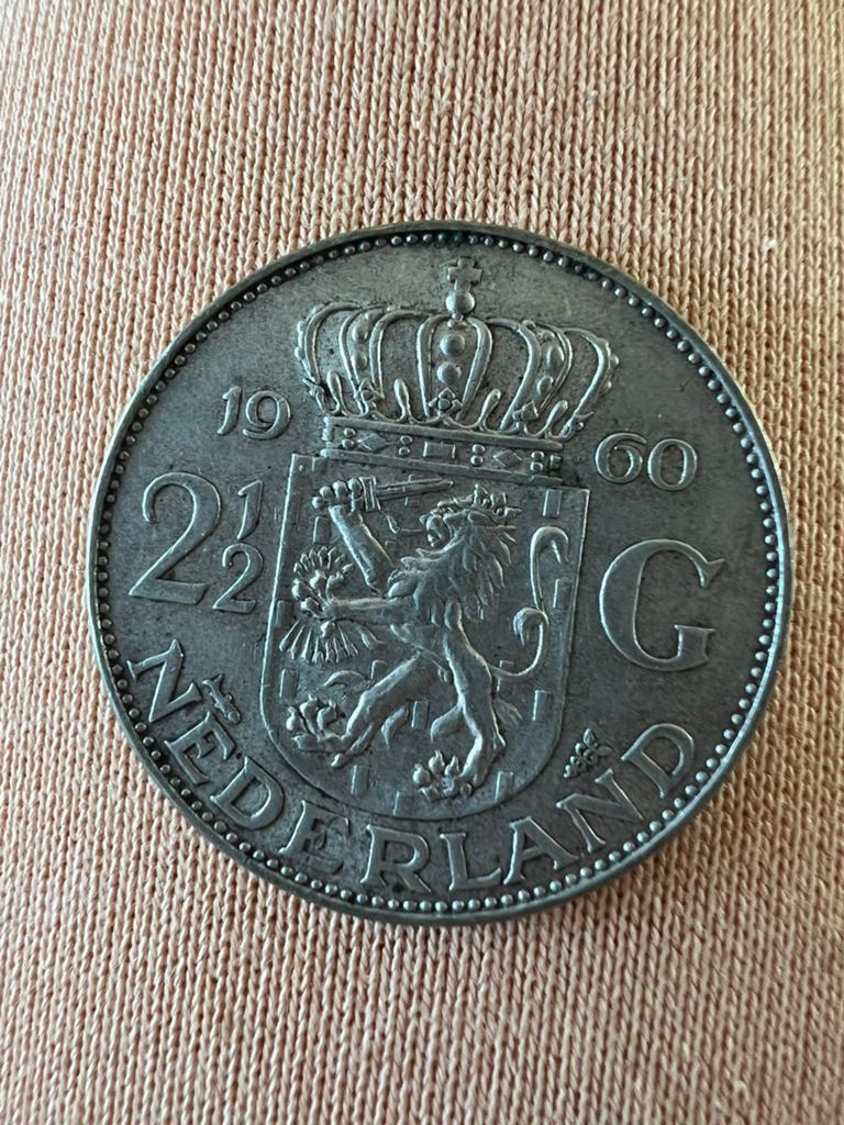Zilveren rijksdaalder, 2,5 gulden uit 1960, Postzegels en Munten, Munten | Nederland, Ophalen of Verzenden, Koningin Juliana, 2½ gulden