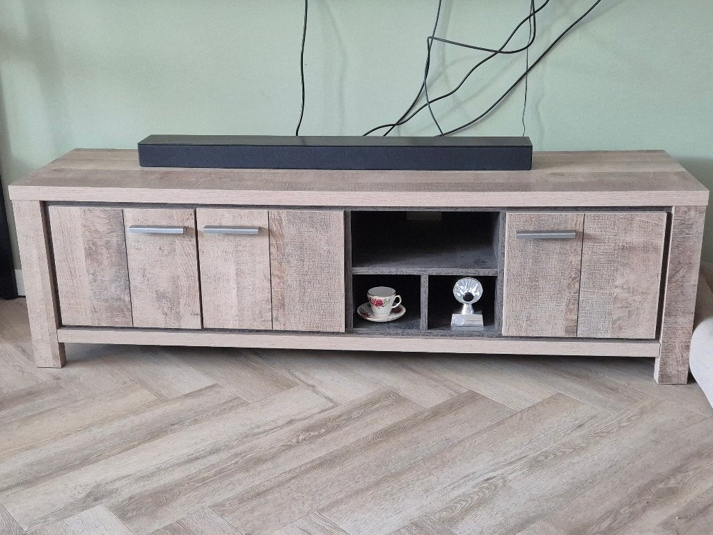 TV kast, Ophalen, 150 tot 200 cm, Zo goed als nieuw, Minder dan 100 cm