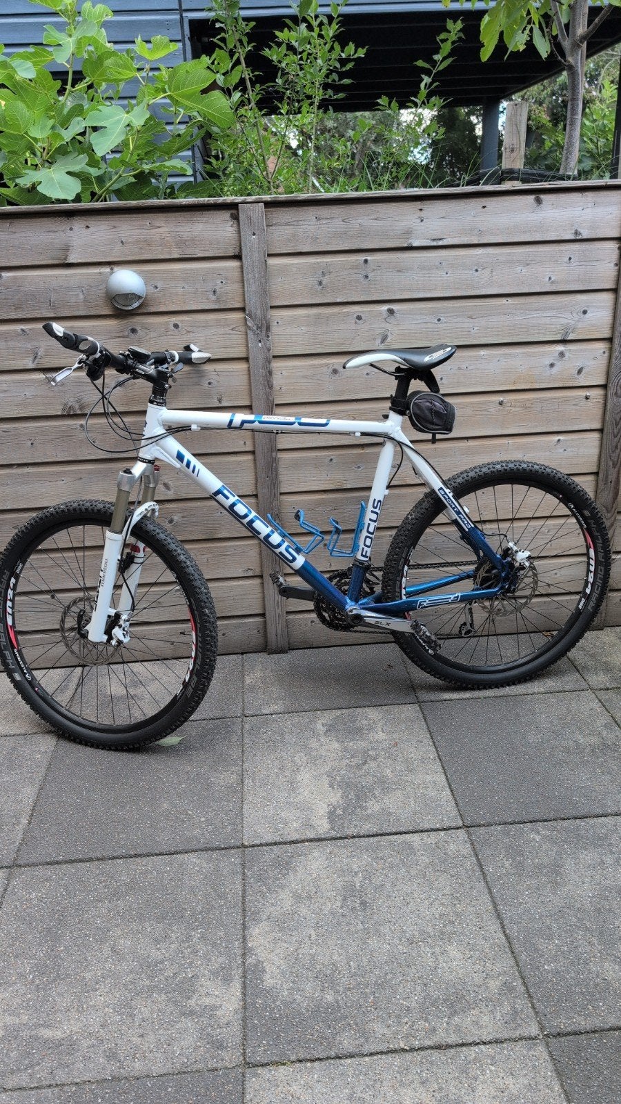 Focus mountainbike (blauw wit), Gebruikt, Hardtail, Schijfrem, 53 tot 57 cm