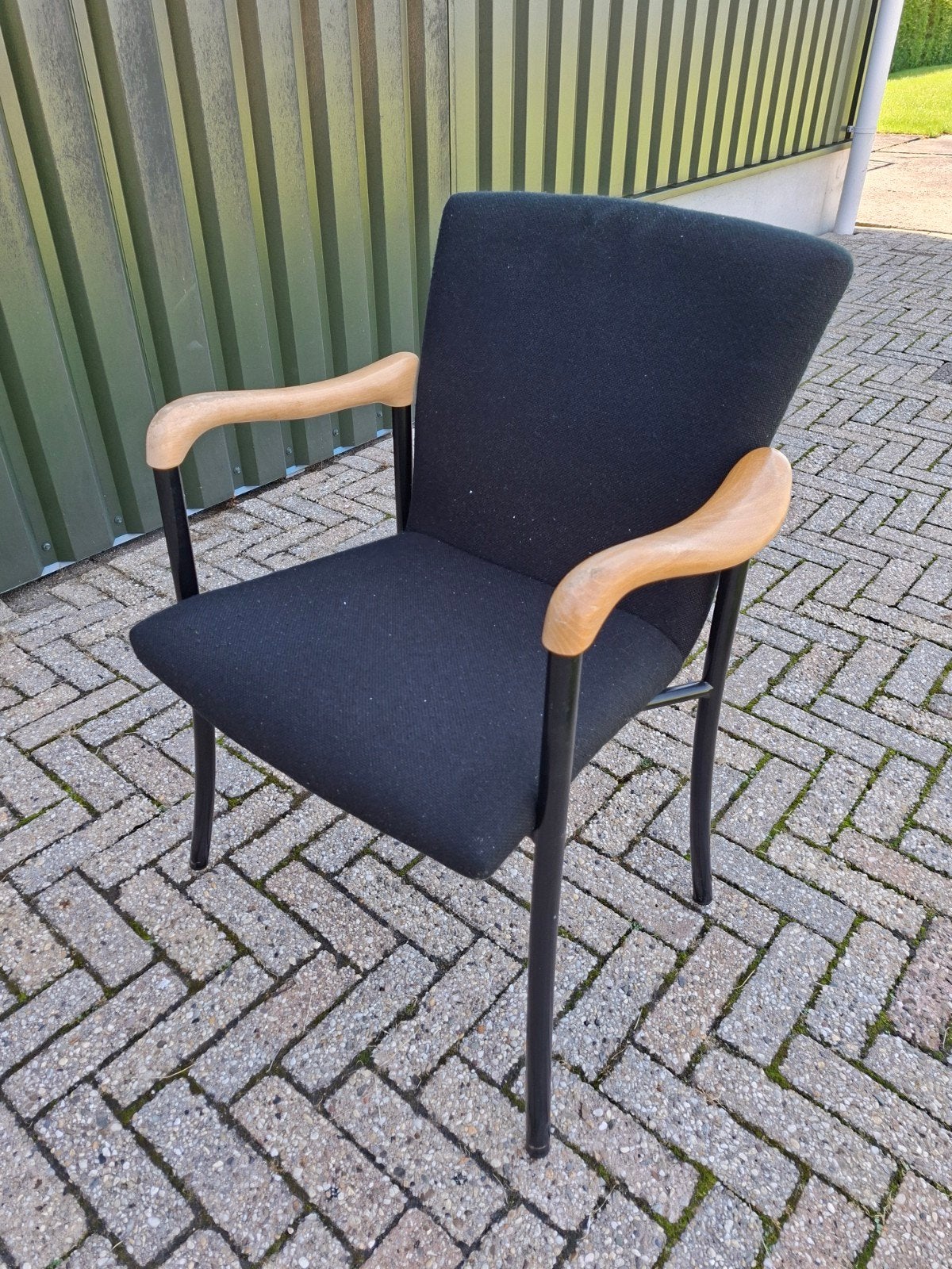 Gebruikte vergaderstoelen met zwarte stoffering, Ophalen, Gebruikt, Zwart, Stof